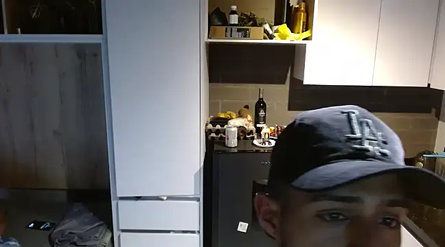 Nathan Mendoza online show from 6, 1, 2025