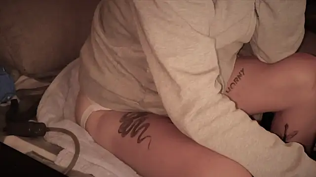 Snapshot of swissMen_DE chatting on 21, 12, 2024 swissMen DE online show from 21, 12, 2024