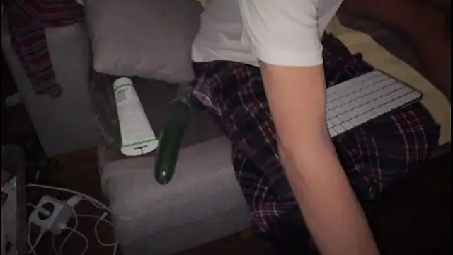 Snapshot of swissMen_DE chatting on 19, 2, 2025 swissMen DE online show from 19, 2, 2025