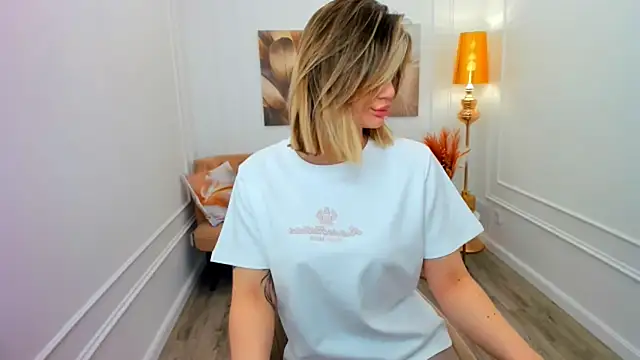 SelenaeMoore online show from 30, 3, 2026