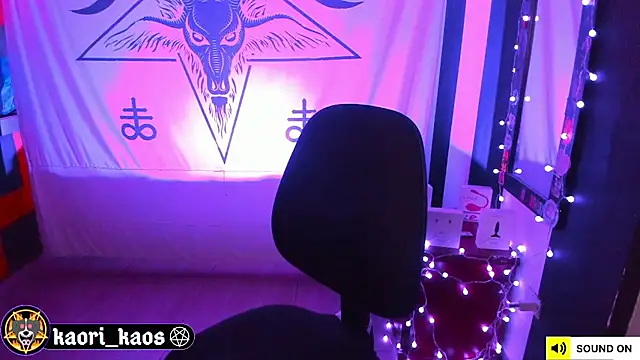 Snapshot of kaos_room chatting on 11, 1, 2025 kaos room online show from 11, 1, 2025