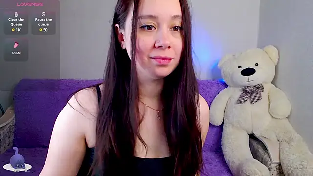 Snapshot of AlinaWett chatting on 5, 2, 2025 AlinaWett online show from 5, 2, 2025