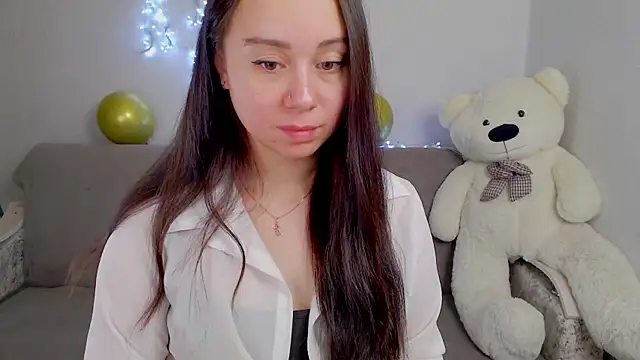 Snapshot of AlinaWett chatting on 12, 9, 2025 AlinaWett online show from 12, 9, 2025