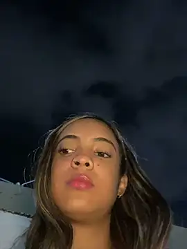 Snapshot of NAUGHTY_LITTLE_18 chatting on 23, 1, 2025 NAUGHTY LITTLE 18 online show from 23, 1, 2025