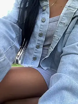 Snapshot of NAUGHTY_LITTLE_18 chatting on 6, 10, 2025 NAUGHTY LITTLE 18 online show from 6, 10, 2025