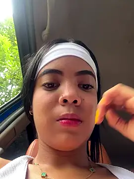 Snapshot of NAUGHTY_LITTLE_18 chatting on 8, 10, 2025 NAUGHTY LITTLE 18 online show from 8, 10, 2025