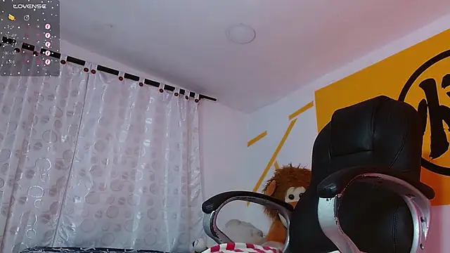 Matthew Boy  online show from 5, 2, 2025