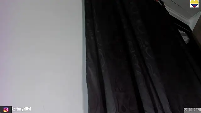 Snapshot of sexykortney chatting on 28, 10, 2025 sexykortney online show from 28, 10, 2025