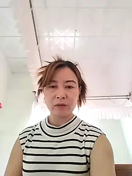 Snapshot of Sexy-ladyboobs20 chatting on 1, 1, 2025 Sexy-ladyboobs20 online show from 1, 1, 2025