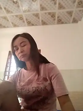 Snapshot of Sexy-ladyboobs20 chatting on 6, 3, 2025 Sexy-ladyboobs20 online show from 6, 3, 2025