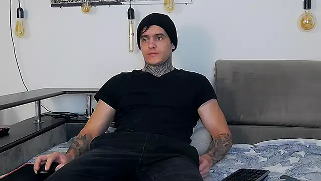 CarterCole online show from 19, 12, 2025