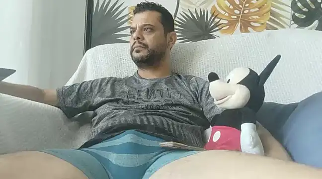 Snapshot of HornyBeachBoyBR chatting on 10, 2, 2025 HornyBeachBoyBR online show from 10, 2, 2025