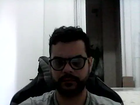 Snapshot of HornyBeachBoyBR chatting on 27, 6, 2026 HornyBeachBoyBR online show from 27, 6, 2026