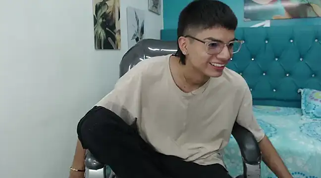 Noha scott online show from 4, 12, 2024