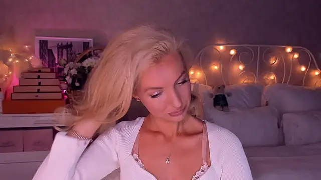 aestetick online show from 18, 12, 2025