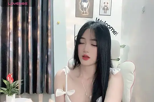 Snapshot of _Aimy_ chatting on 11, 1, 2025 Aimy online show from 11, 1, 2025