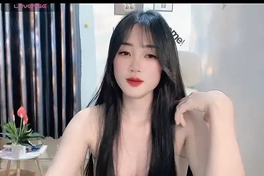 Snapshot of _Aimy_ chatting on 22, 2, 2025 Aimy online show from 22, 2, 2025