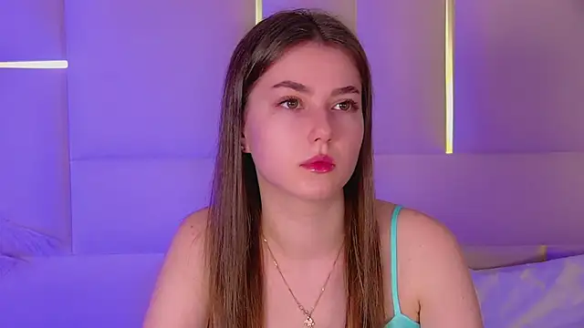 Snapshot of AliceMoreno chatting on 20, 11, 2025 AliceMoreno online show from 20, 11, 2025