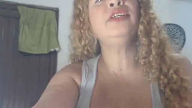 BustyAmanda online show from 3, 7, 2026