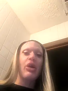 Snapshot of ImCarolinaCutiexxx chatting on 17, 9, 2025 ImCarolinaCutiexxx online show from 17, 9, 2025