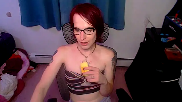 Snapshot of RyffBurnz chatting on 1, 10, 2025 RyffBurnz online show from 1, 10, 2025