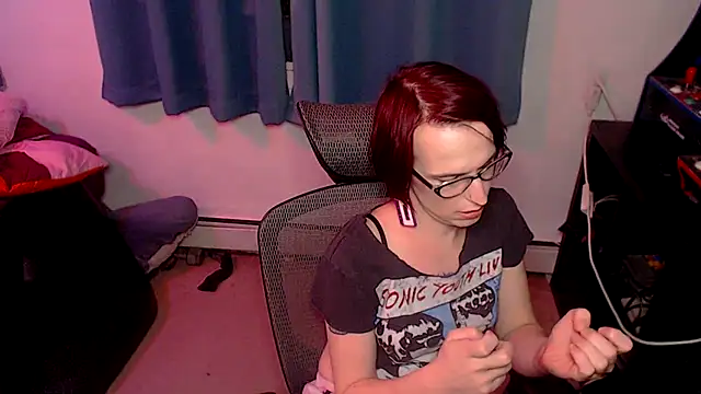 Snapshot of RyffBurnz chatting on 22, 12, 2025 RyffBurnz online show from 22, 12, 2025