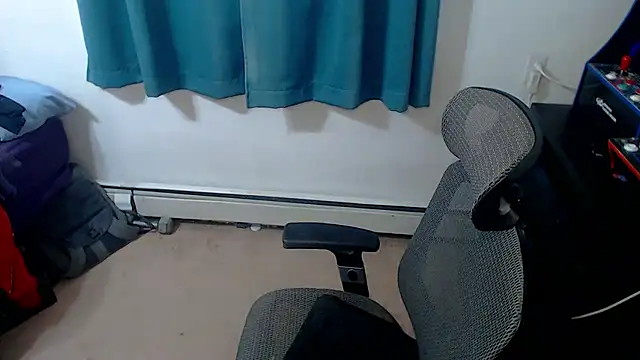 Snapshot of RyffBurnz chatting on 5, 1, 2026 RyffBurnz online show from 5, 1, 2026