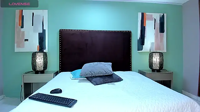 Snapshot of Nahiajhonson_ chatting on 14, 2, 2025 Nahiajhonson online show from 14, 2, 2025