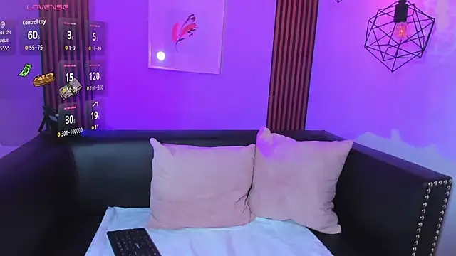 Snapshot of Nahiajhonson_ chatting on 8, 1, 2026 Nahiajhonson online show from 8, 1, 2026