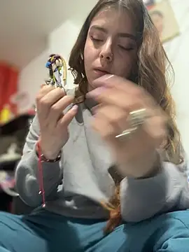 Cloew Marz online show from 21, 4, 2026