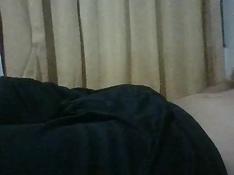 Snapshot of Juan2323hot chatting on 13, 11, 2025 Juan2323hot online show from 13, 11, 2025