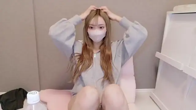  chanMOMO  online show from 23, 2, 2026