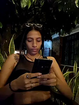 lily sk online show from 20, 1, 2025