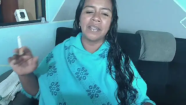 Snapshot of saggil23 chatting on 23, 4, 2026 saggil23 online show from 23, 4, 2026