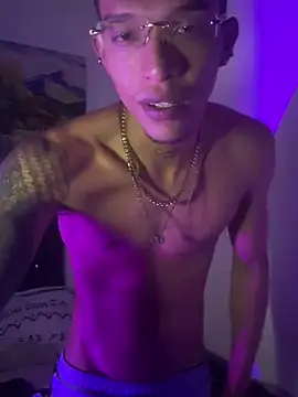 Snapshot of TommyGun_22 chatting on 7, 3, 2025 TommyGun 22 online show from 7, 3, 2025