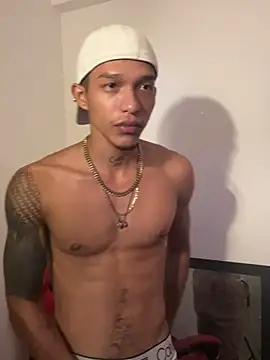 Snapshot of TommyGun_22 chatting on 10, 3, 2025 TommyGun 22 online show from 10, 3, 2025