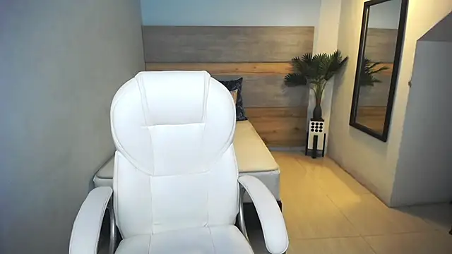 liseth fox online show from 28, 12, 2024