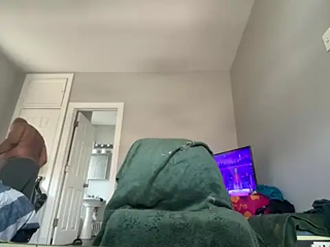 ChiRaqb8 online show from 14, 4, 2026