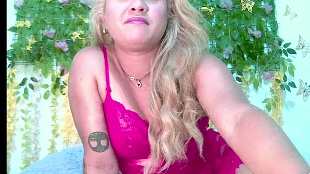 Crysrus online show from 9, 8, 2026
