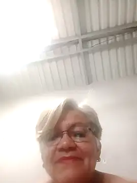 Madrastrahot69 online show from 16, 9, 2025