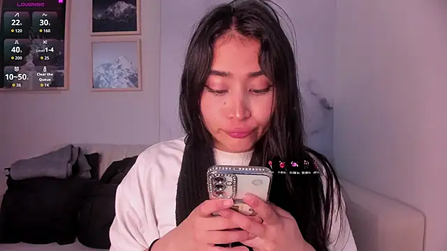 lara madisson online show from 13, 9, 2025