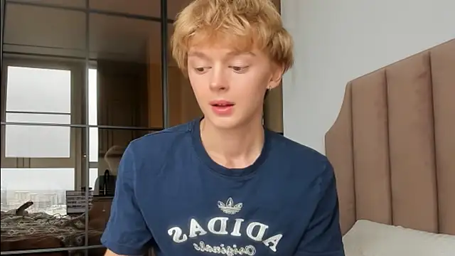 agelandreww online show from 18, 4, 2026