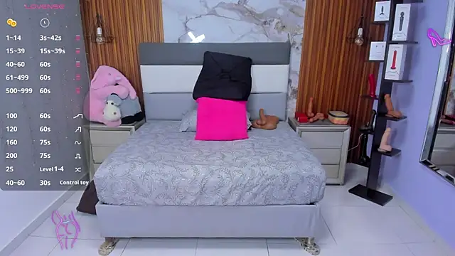 Snapshot of MEYLAGIA chatting on 18, 9, 2025 MEYLAGIA online show from 18, 9, 2025