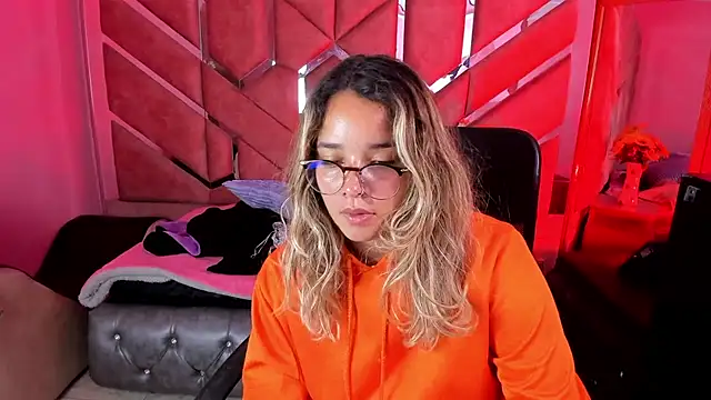 Olivia Fox69 online show from 28, 9, 2025