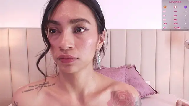 Leamonroe   online show from 31, 1, 2025