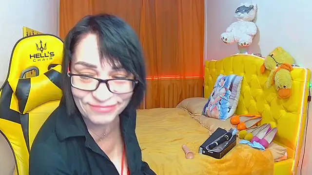 Snapshot of SandraHormas chatting on 4, 2, 2025 SandraHormas online show from 4, 2, 2025