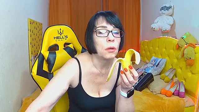 Snapshot of SandraHormas chatting on 10, 2, 2025 SandraHormas online show from 10, 2, 2025