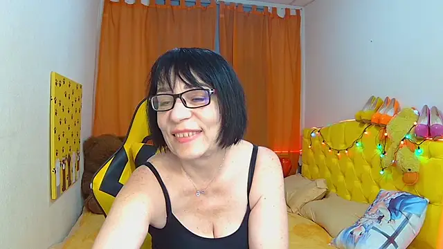 Snapshot of SandraHormas chatting on 28, 2, 2025 SandraHormas online show from 28, 2, 2025