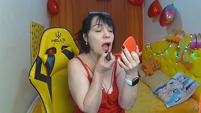 Snapshot of SandraHormas chatting on 6, 3, 2025 SandraHormas online show from 6, 3, 2025