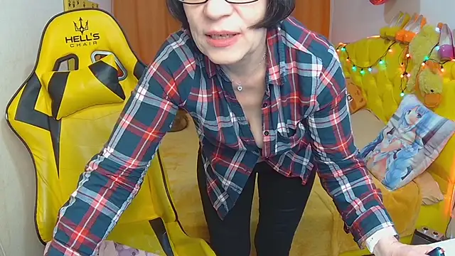 Snapshot of SandraHormas chatting on 10, 3, 2025 SandraHormas online show from 10, 3, 2025